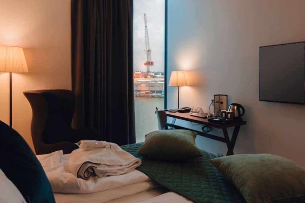 Clarion Hotel 4*