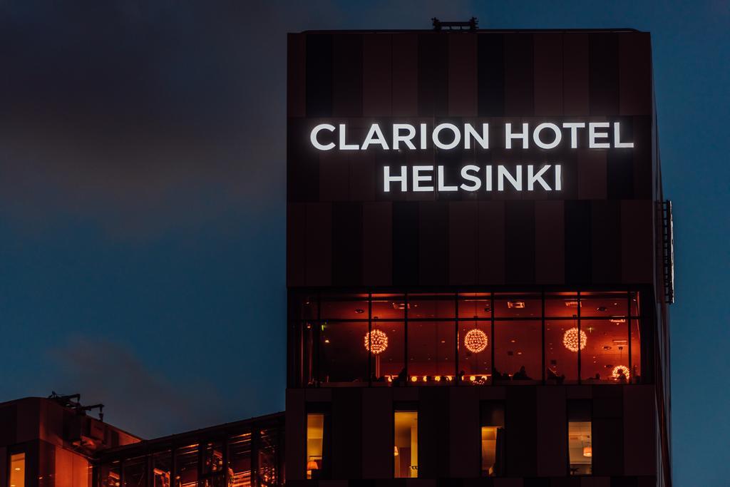 Clarion 4*