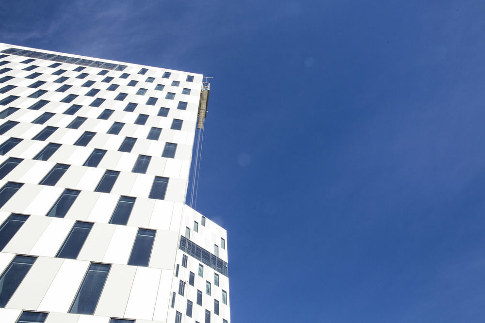 Clarion 4*