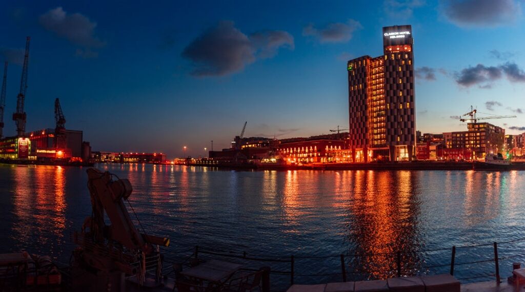 Clarion Hotel 4*